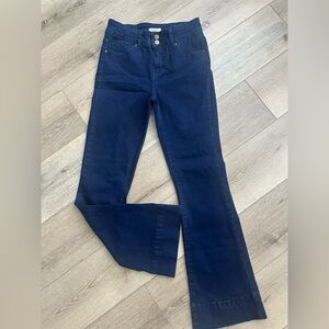 Bleu Jeans sz 4